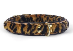 Double strap collar 1.25" wide. Tiger fur outer layer top, black leather bottom, tiger fur inner lining, brass d ring