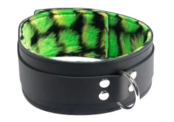 Double strap collar 2" wide. Black leather top, black leather top, crocodile fur* inner lining, d ring in center. * Material is discontinued.
