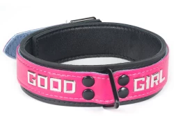Double strap collar 1.25" wide. Fuchsia lambskin outer layer top, black leather bottom, black lambskin inner lining, black triangle, lettering.