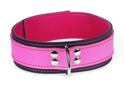 Double strap collar 1.5" wide. Pink leather top, black leather bottom, fuchsia lambskin inner lining, d ring.