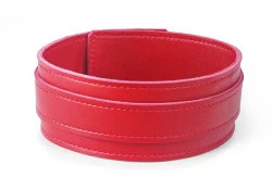 Double strap collar 2" wide. Red lambskin outer layer top, red lambskin outer layer bottom, red lambskin inner lining.
