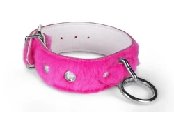 Single strap collar 1.75" wide. Pink fur outer layer, white lambskin inner lining, silver loop & dee, crystal gems.