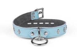 Single strap collar 1" wide. Baby blue leather, grey suede inner lining, silver loop & dee, diamonds dots (applied vertically upon special request), silver locking buckle.