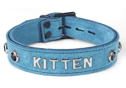 collar width: 1". Teal suede outer, teal suede inner lining, lettering, onyx gems, black locking buckle.