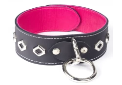 collar width: 1.5". Black leather, fuchsia lambskin inner lining, silver loop & dee, hollow diamonds, snaps closure on the back