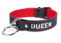 Single strap collar 1" wide. Black leather, red lambskin inner lining, silver loop & dee, lettering, black buckle.