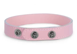 Single strap collar 1" wide. Pastel leather, pastel lambskin inner lining, nickel-free snaps .