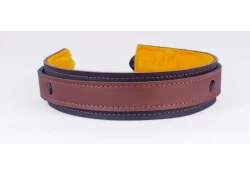 Double strap collar 1.25" wide, made in 3/4 top style. Milk chocolate leather top, dark chocolate leather bottom, butternut fur inner lining.