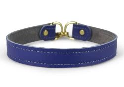 0.75" wide collar with no wings. Royal blue leather, grey suede inner lining.